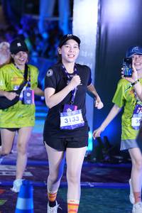 BIB: 3133
                            <button type="button" onclick="openModal(26261818)" class="btn btn-primary btn-sm float-right btn-popup" data-toggle="modal" data-target=".modal-high-quality">
                        <i class="fas fa-shopping-cart"></i> Add to Cart
                    </button>
                                            <button type="button" onclick="isThisMe(26261818, true)" class="btn btn-success btn-sm float-right btn-popup btn-isme hidden" data-toggle="tooltip" data-placement="bottom" title="นี่คือรูปของคุณใช่ไหม คลิกที่นี่เพื่อเอาเข้าอัลบั้ม">
                        <i class="fas fa-plus"></i> Add to album
                    </button>
                    <button type="button" onclick="isThisMe(26261818, false)" class="btn btn-warning btn-sm float-right btn-popup btn-isnotme hidden">
                        <i class="fas fa-ban"></i> Remove from album
                    </button>